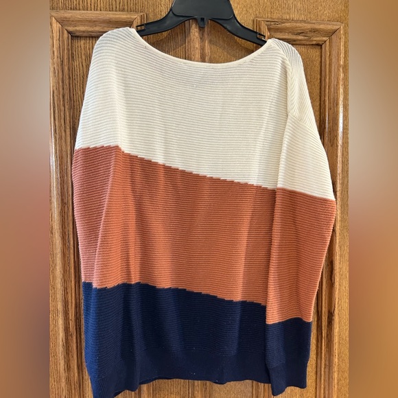 Earth Toned Striped Knit Sweater Evolution Size Medium Blue Tan blouse - Picture 3 of 3